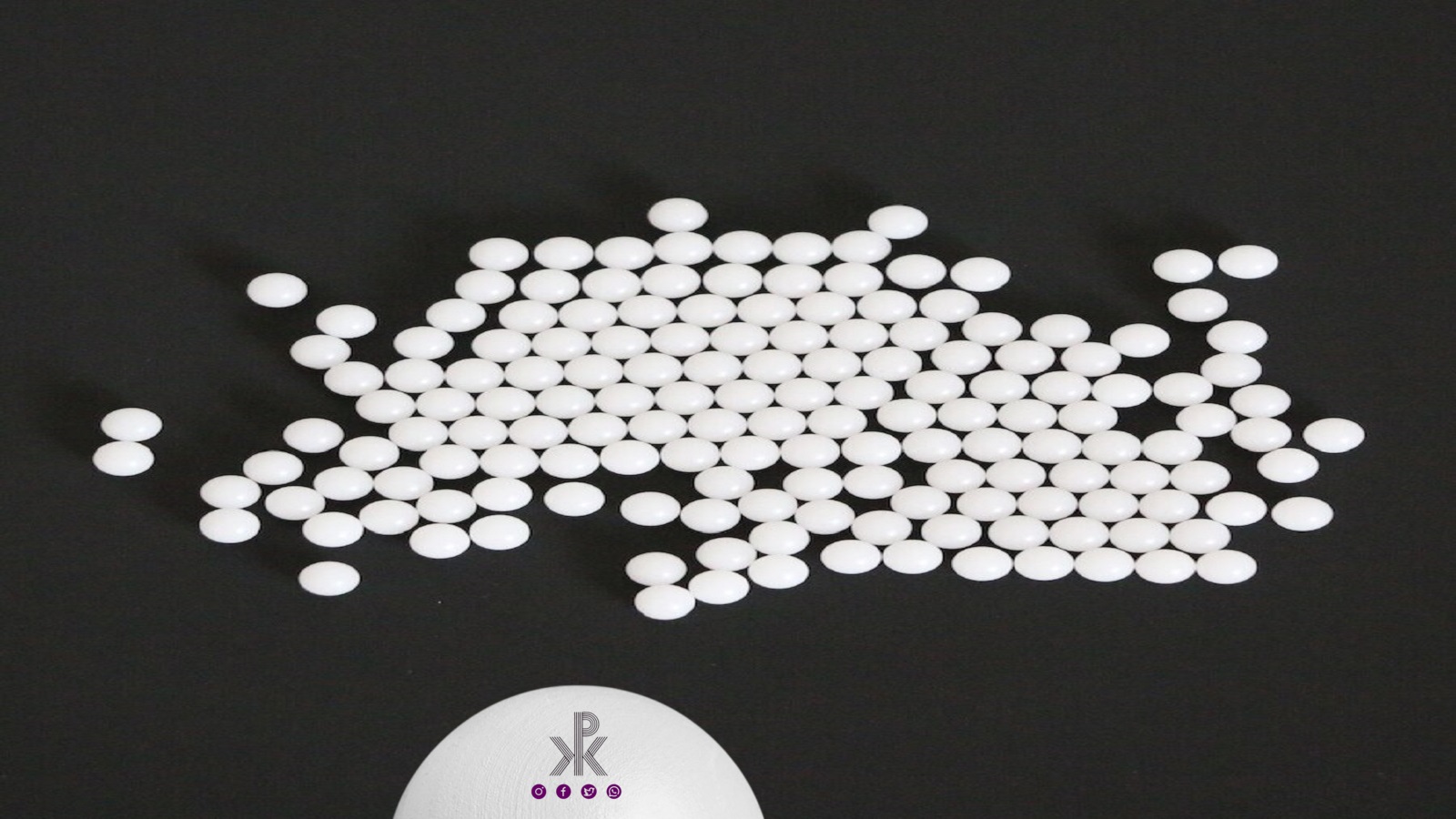 استفاده از گرد و ورق پلی‌استال در تولید قطعات صنعتی