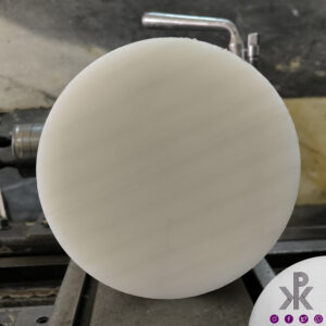 خرید و قیمت کنده قصابی پلاستیکی 30*15 سانت از بازار آهن شادآباد تهران